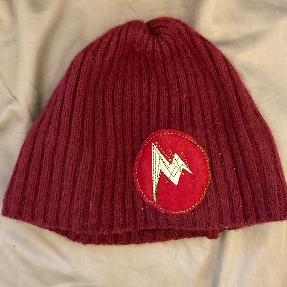 👯‍♀️ 2 for $25 👯‍♀️Marmot Beanie